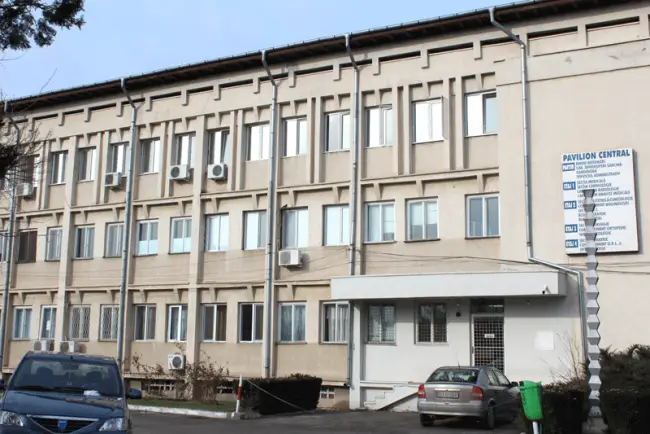 Foto Tomograful a fost instalat la Spitalul Caracal. Va deveni funcţional în martie