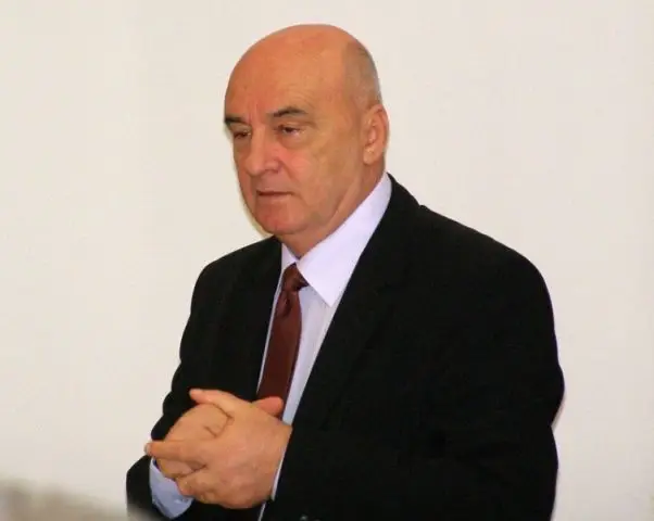 Foto Senatorul Ion Toma, fals în declaraţii. Demnitarul şi-a „albit” declaraţia de interese