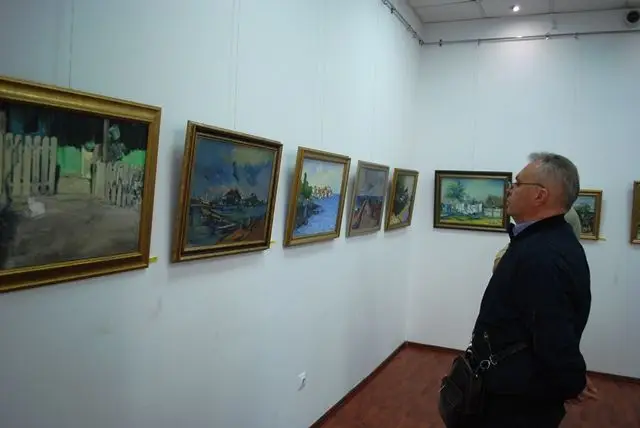 Foto FOTO. Zeci de tablouri ale unor pictori consacraţi, într-o expoziție cu vânzare, la Galeria „Artis”