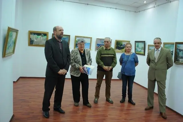 Foto FOTO. Zeci de tablouri ale unor pictori consacraţi, într-o expoziție cu vânzare, la Galeria „Artis”