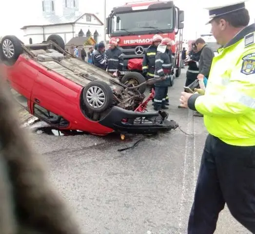 Foto FOTO. Cinci răniţi într-un accident rutier, la ieşirea din Balş spre Corbeni