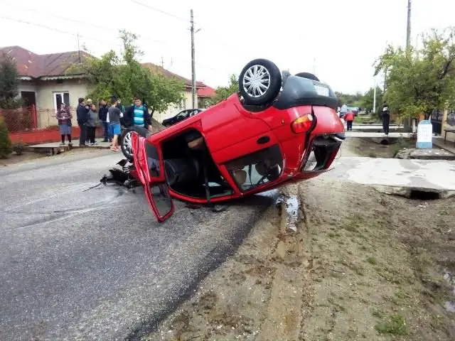 Foto FOTO. Cinci răniţi într-un accident rutier, la ieşirea din Balş spre Corbeni