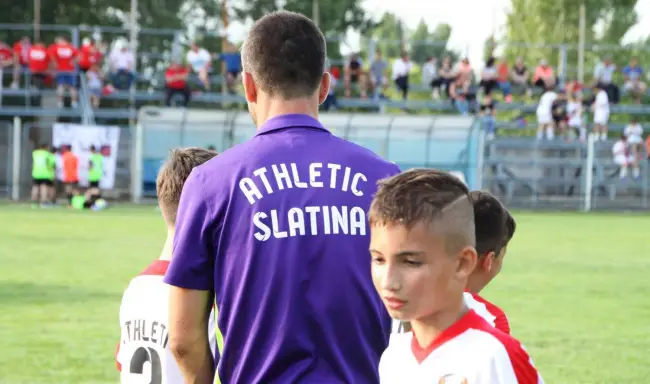 Foto GALERIE FOTO. Spectacol fotbalistic pe „Metalurgistul”. FCSB este câştigătoarea ediţiei a II-a a Memorialului „Eugen Stanciu”