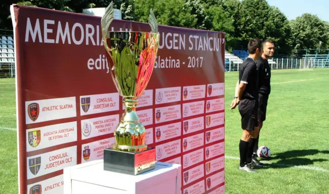 Foto GALERIE FOTO. Spectacol fotbalistic pe „Metalurgistul”. FCSB este câştigătoarea ediţiei a II-a a Memorialului „Eugen Stanciu”