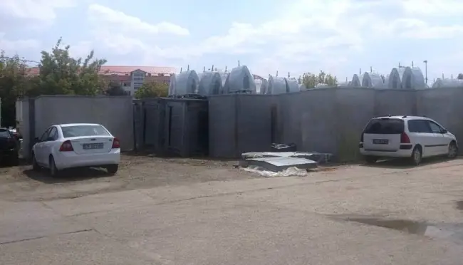 Foto FOTO. Containerele îngropate din Slatina, reparate şi curăţate. Alte 50 vor fi montate în următoarea perioadă