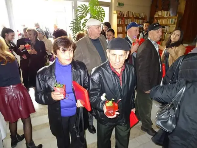 Foto FOTO. Pensionarii slătineni, omagiați de Primăria Slatina și CJ Olt, cu ocazia Zilei Vârstnicilor