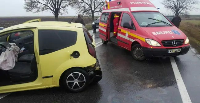 Foto FOTO. Accident rutier cu patru mașini, la Valea Mare. Două persoane au ajuns la spital