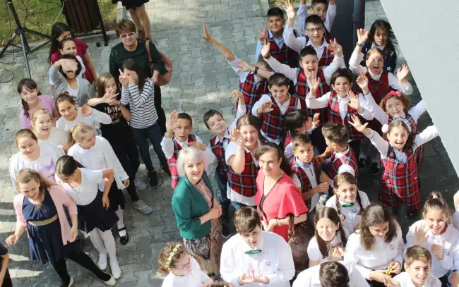 Foto FOTO. Noul corp al Colegiului „Minulescu” din Slatina cu 12 clase, inaugurat. Toţi elevii vor învăţa într-un singur schimb