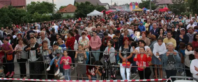 Foto Nume mari din showbiz-ul românesc au urcat pe scenă, de Ziua oraşului Piatra-Olt