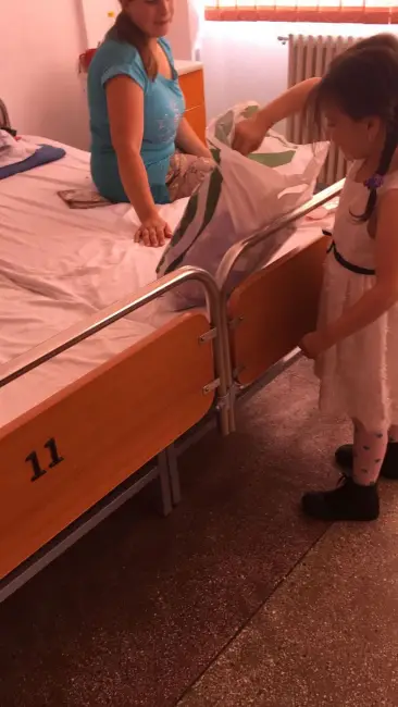 Foto FOTO. 1 Iunie cu surprize pentru copiii internați pe Secția de Pediatrie a Spitalului Slatina