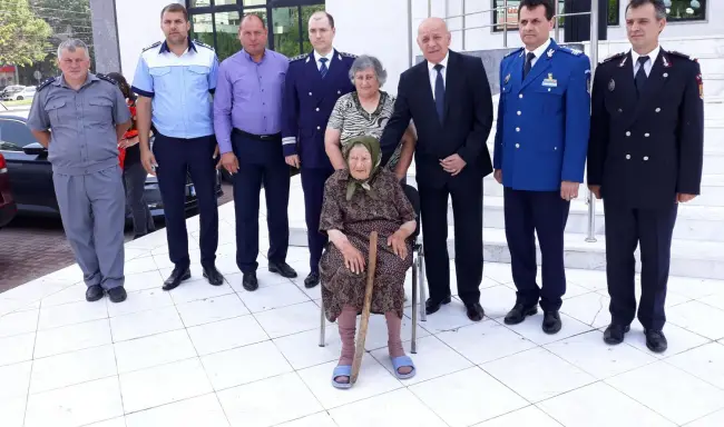Foto FOTO&VIDEO. Sofia Petrișor, olteanca de-o vârstă cu Unirea, sărbătorită de autorități