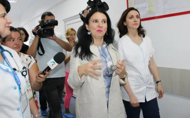 Foto FOTO. Sorina Pintea a anunţat, alocarea de fonduri pentru reabilitarea blocului medical al Spitalului Slatina. Ministerul Sănătăţii dă două milioane lei
