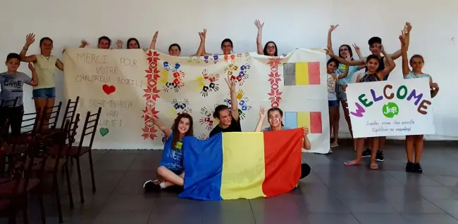 Foto FOTO. Tineri voluntari din Belgia, proiect de voluntariat în comuna Grădinile