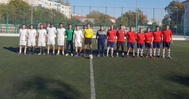 Foto S-au stabilit sferturile de finală ale turneului de minifotbal „Liga TSD Slatina”