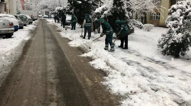 Foto FOTO. Primăria, mobilizare pentru deszăpezirea oraşului