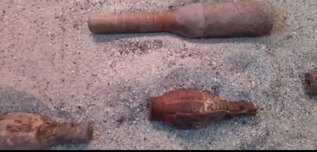 Foto FOTO&VIDEO. Grenade neexplodate din cel de Al Doilea Război Mondial, găsite la Piatra Olt
