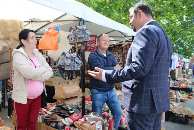 Foto FOTO. S-a deschis Expo Flora 2019. Flori pe toate gusturile, pe Esplanada din centrul Slatinei