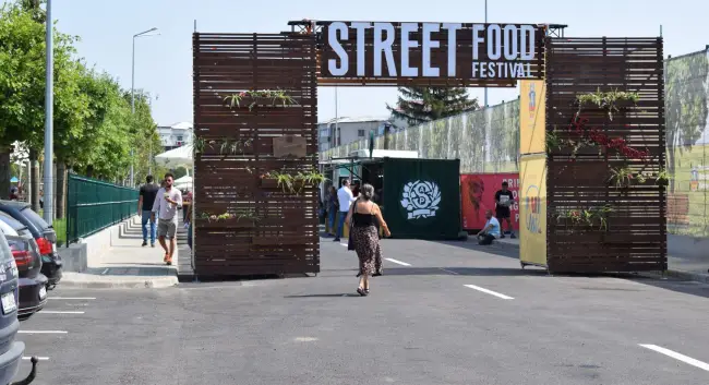 Foto FOTO. Cel mai mare parc din Slatina, inaugurat oficial. Street Food Festival, timp de trei zile, în noua zonă de promenadă
