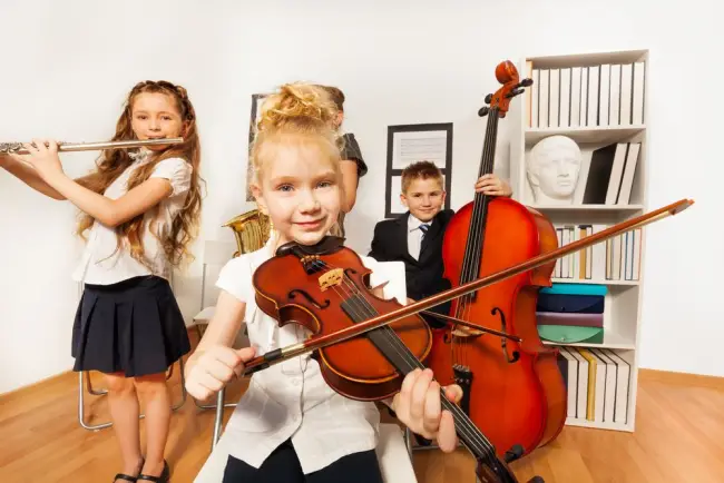 Foto Cum și când alegem primul instrument muzical pentru copil