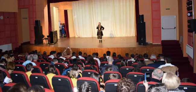 Foto FOTO. Simbioza dintre profesor şi elev generează performanţă. Preşedintele CJ Olt: „Rezultatele dumneavoastră arată calitatea şi valoarea învăţământului oltean”