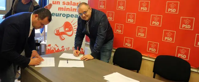 Foto Social-democraţii olteni au semnat petiţia pentru salariul minim european