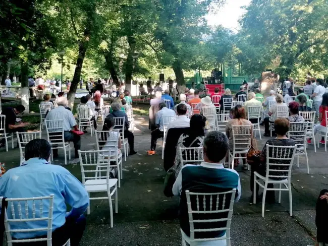 Foto FOTO: Concert în Parcul 