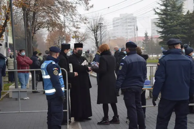 Foto GALERIE FOTO | Ziua Naţională marcată în condiţii de pandemie, la Slatina