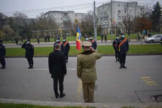 Foto GALERIE FOTO | Ziua Naţională marcată în condiţii de pandemie, la Slatina