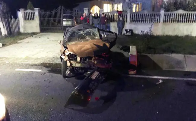 Foto IMAGINI cu mașina în care și-a pierdut viața fiul adjunctului IPJ Olt