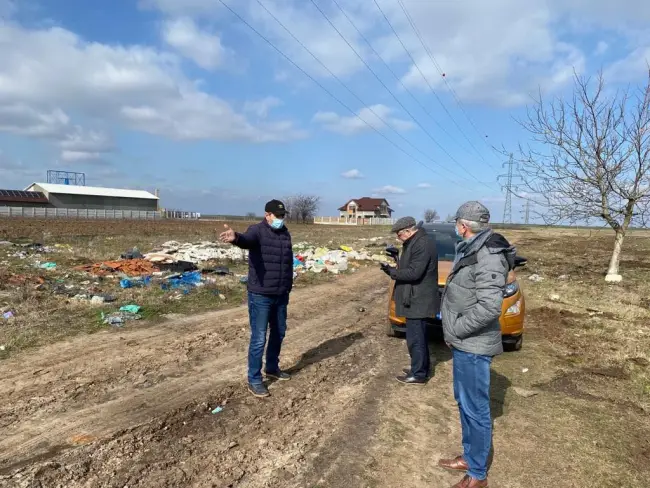 Foto FOTO: Zonele limitrofe ale Caracalului, igienizate de Primărie