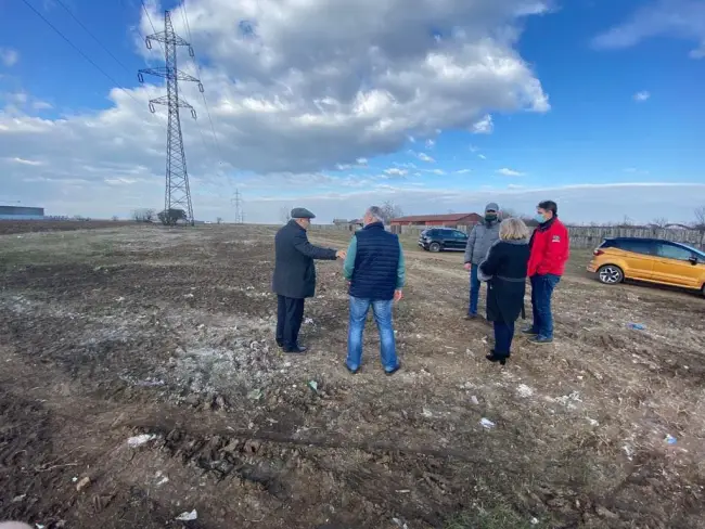 Foto FOTO: Zonele limitrofe ale Caracalului, igienizate de Primărie