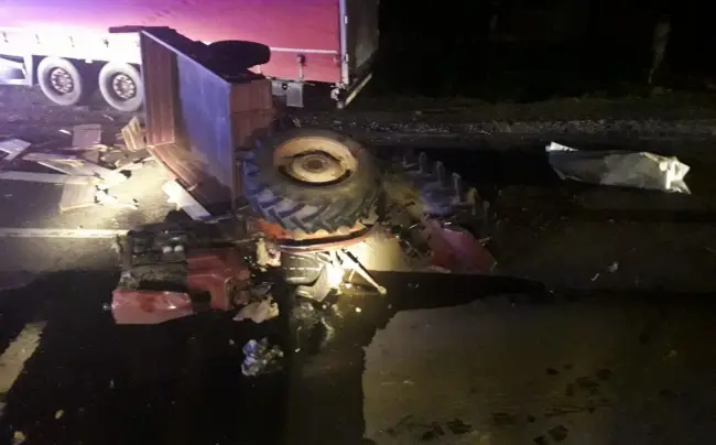 Foto FOTO&VIDEO. Accident mortal, la Strejeşti. Un bărbat de 74 de ani, strivit sub roţile propriului tractor