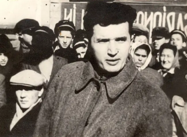 Foto INEDIT. Imagini cu Nicolae Ceauşescu, ales deputat de Olt, în urmă cu 75 de ani
