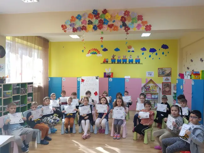 Foto FOTO. Preşcolarii şi educatoarele de la GPP Nr. 2 Slatina au marcat Ziua Națională a Lecturii