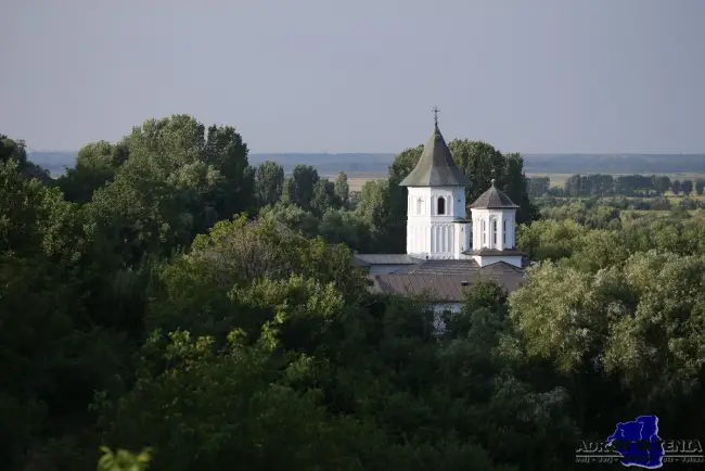 Foto Fonduri europene pentru restaurarea Mănăstirii Brâncoveni. Investiţie în valoare de 5 milioane euro (FOTO)