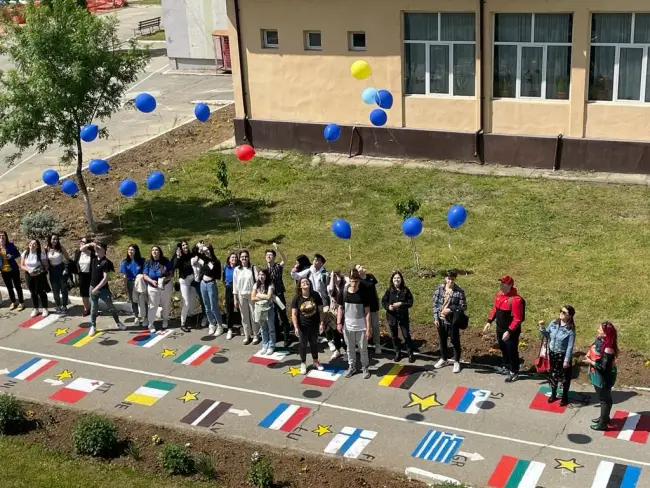 Foto Eveniment organizat de Ziua Europei, la Liceul Petre S. Aurelian Slatina (FOTO)