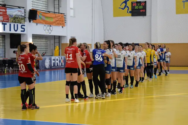 Foto FOTO&VIDEO. CSM Slatina pierde la două goluri,  scor 20-22, ultimul meci de pe teren propriu din acest sezon