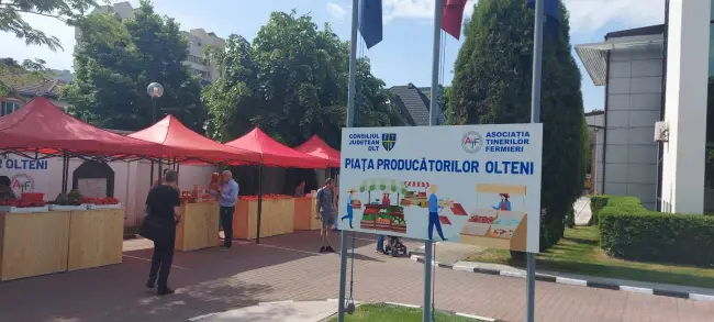 Foto  FOTO. Piaţa Producătorilor Olteni de la Slatina, de astăzi, deschisă în fiecare sâmbătă