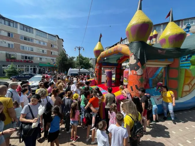 Foto FOTO. Ziua copilului, sărbătorită şi în Balş