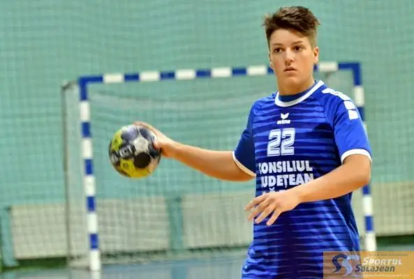 Foto FOTO. Două jucătoare de la HC Zalău şi una de la SCM Craiova au semnat cu CSM Slatina