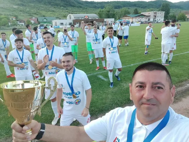 Foto CSM Slatina e în Liga 2! Băieţii lui Ovidiu Burcă trec la penalty-uri de Odorheiu Secuiesc