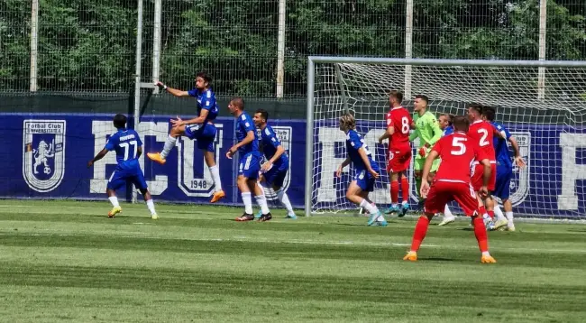 Foto CSM Slatina a pierdut amicalul cu echipa din Liga I, FCU Craiova 1948. „Un antrenament fizic bun, suntem în plin cantonament, iar deznodământul era oarecum previzibil”