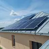 Imagine Panourile fotovoltaice oferite de CEZ micilor fermieri din Dolj și Olt produc energie verde și sunt sursă vitală pentru irigarea culturilor