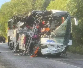 Foto  Autocar plin cu români, implicat într-un accident în Bulgaria: patru persoane au murit / Răniții vor fi transferați în România 