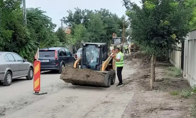 Foto  Se extinde reţeaua de canalizare în cartierul Vârtina din Balş (FOTO)