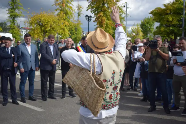 Foto FOTO | Începu Festivalul „Oltenii & Restu’ Lumii”. Slatina, capitala umorului şi distracţiei timp de trei zile