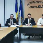 Foto VIDEO. Şedinţă cu patronatele şi sindicatele de la Alro Slatina: „Încercăm să supravieţuim, căutăm soluţii să reducem preţurile”