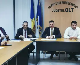 Foto VIDEO. Şedinţă cu patronatele şi sindicatele de la Alro Slatina: „Încercăm să supravieţuim, căutăm soluţii să reducem preţurile”