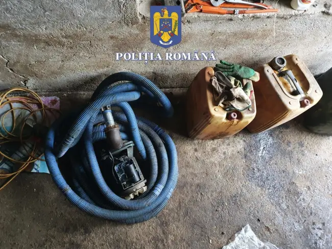 Foto VIDEO&FOTO. Grupare care fura combustibil din conductele Petrom, destructurată de procurorii şi poliţiştii olteni. 41 de percheziţii în judeţele Olt, Argeş şi Teleorman