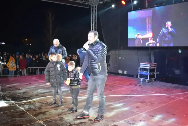 Foto Slatina de poveste. A fost aprins iluminatul festiv (FOTO&VIDEO)